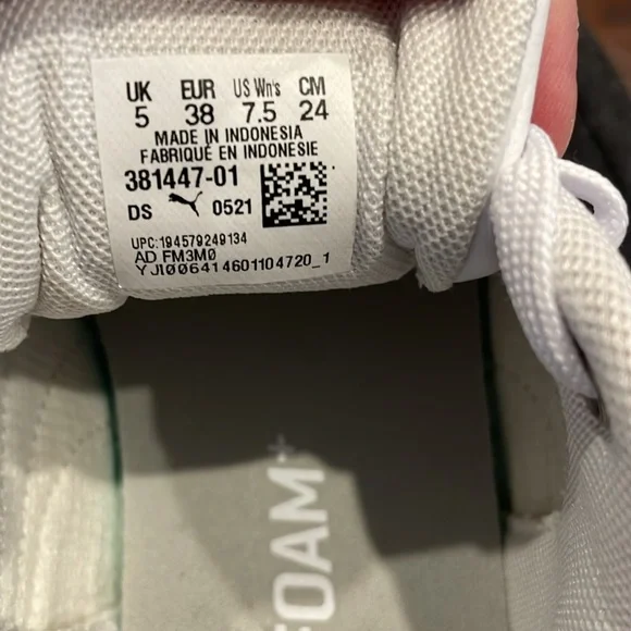 Womens White Puma Sneakers - Picture 6 of 6